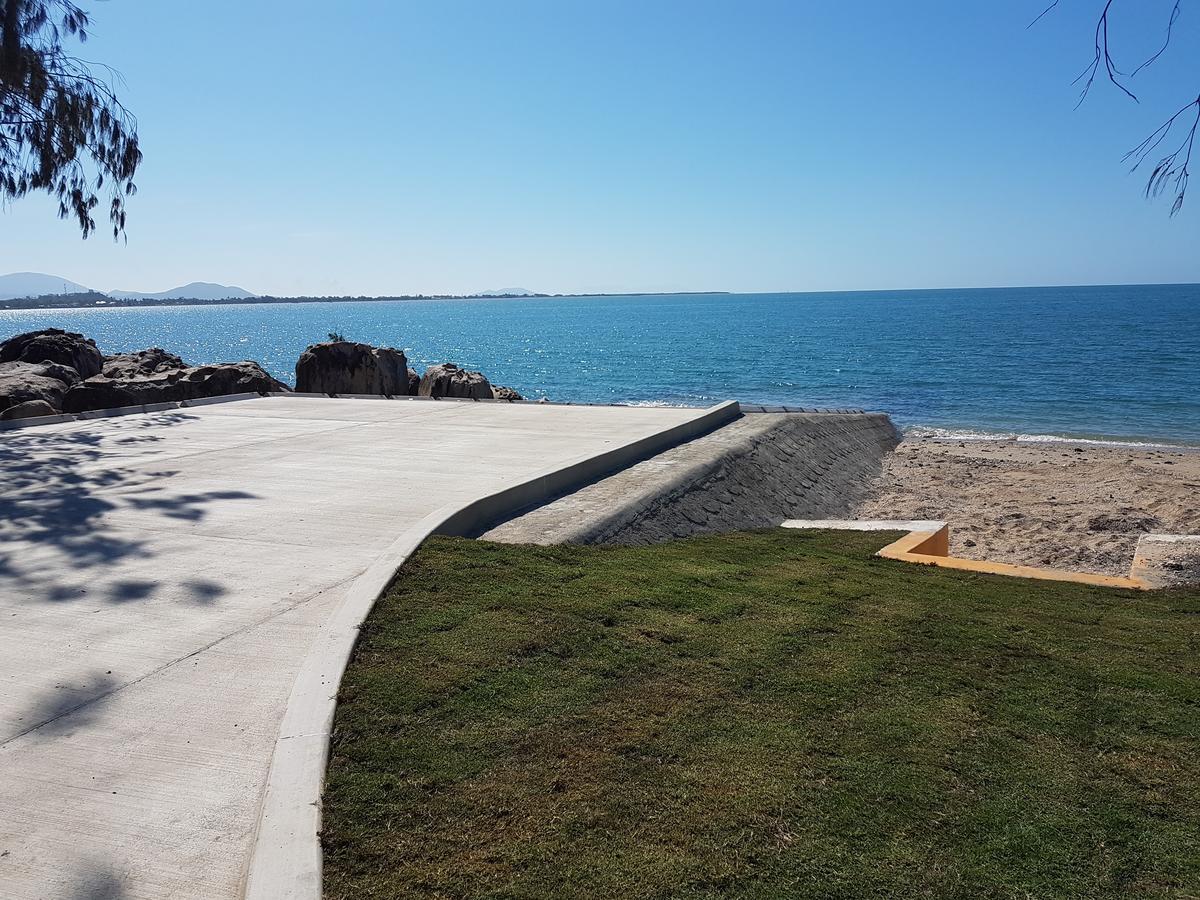 Horseshoe Bay Resort Bowen Esterno foto
