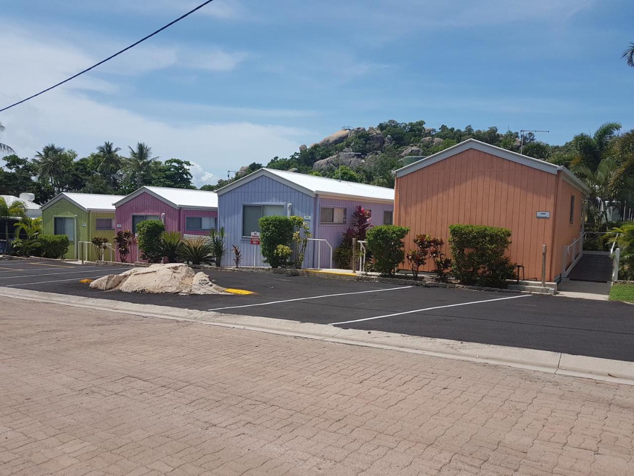 Horseshoe Bay Resort Bowen Esterno foto